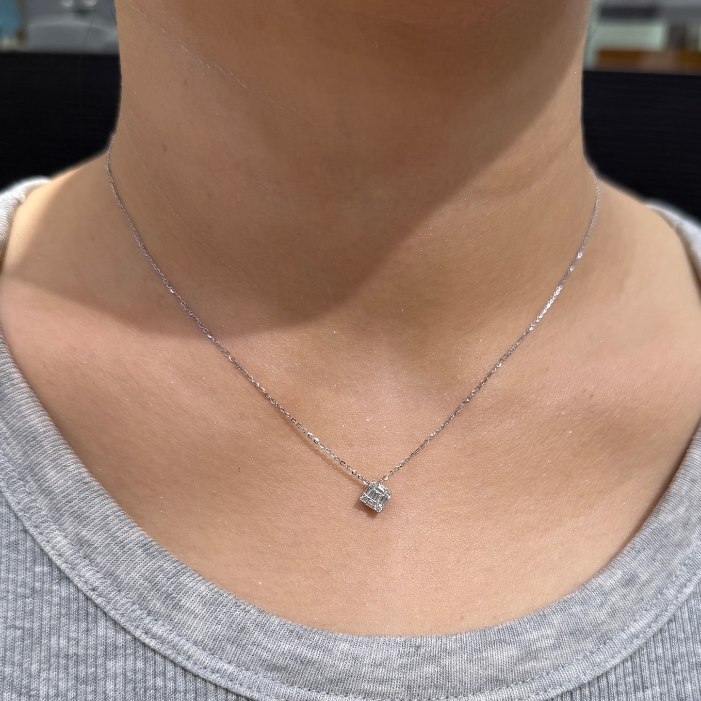 Natural diamond mix 0.2ct square tow-way pendant with necklace￼