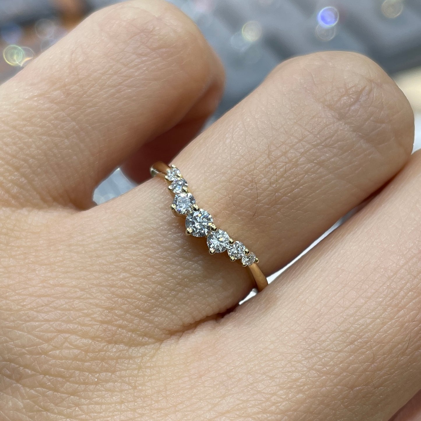 Lab Diamond round 0.25ct V shape half eternity ring