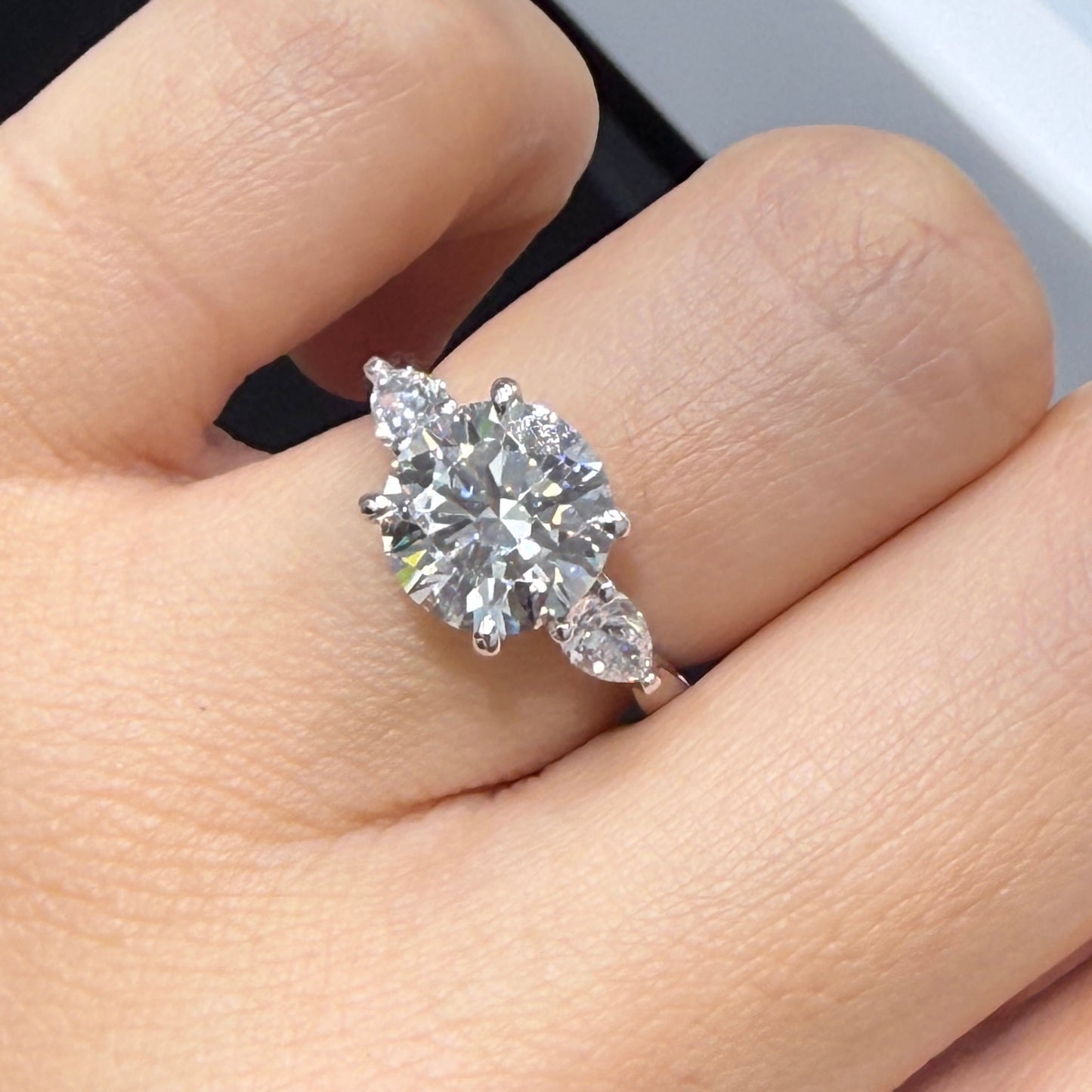 IGI lab diamond round 3.4ct three stone setting ring