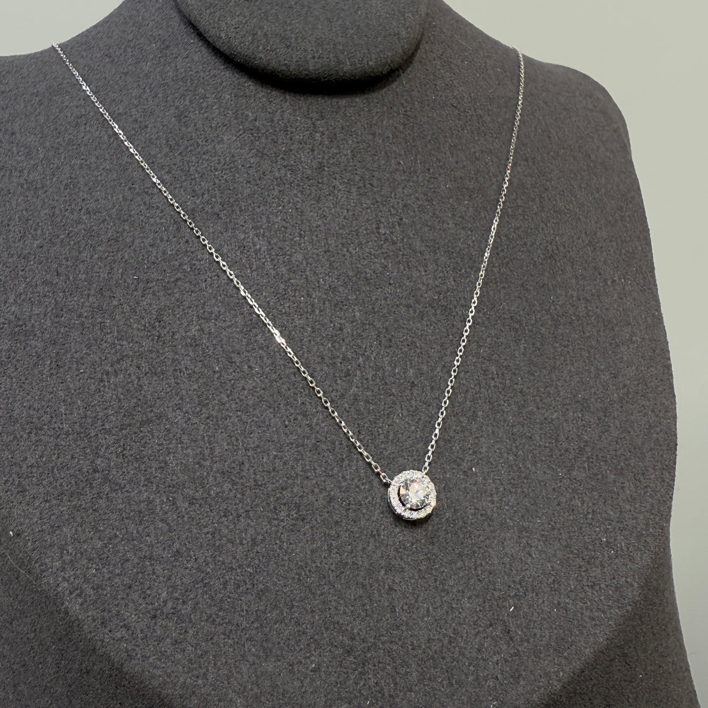 Lab diamond round 0.25ct halo necklace
