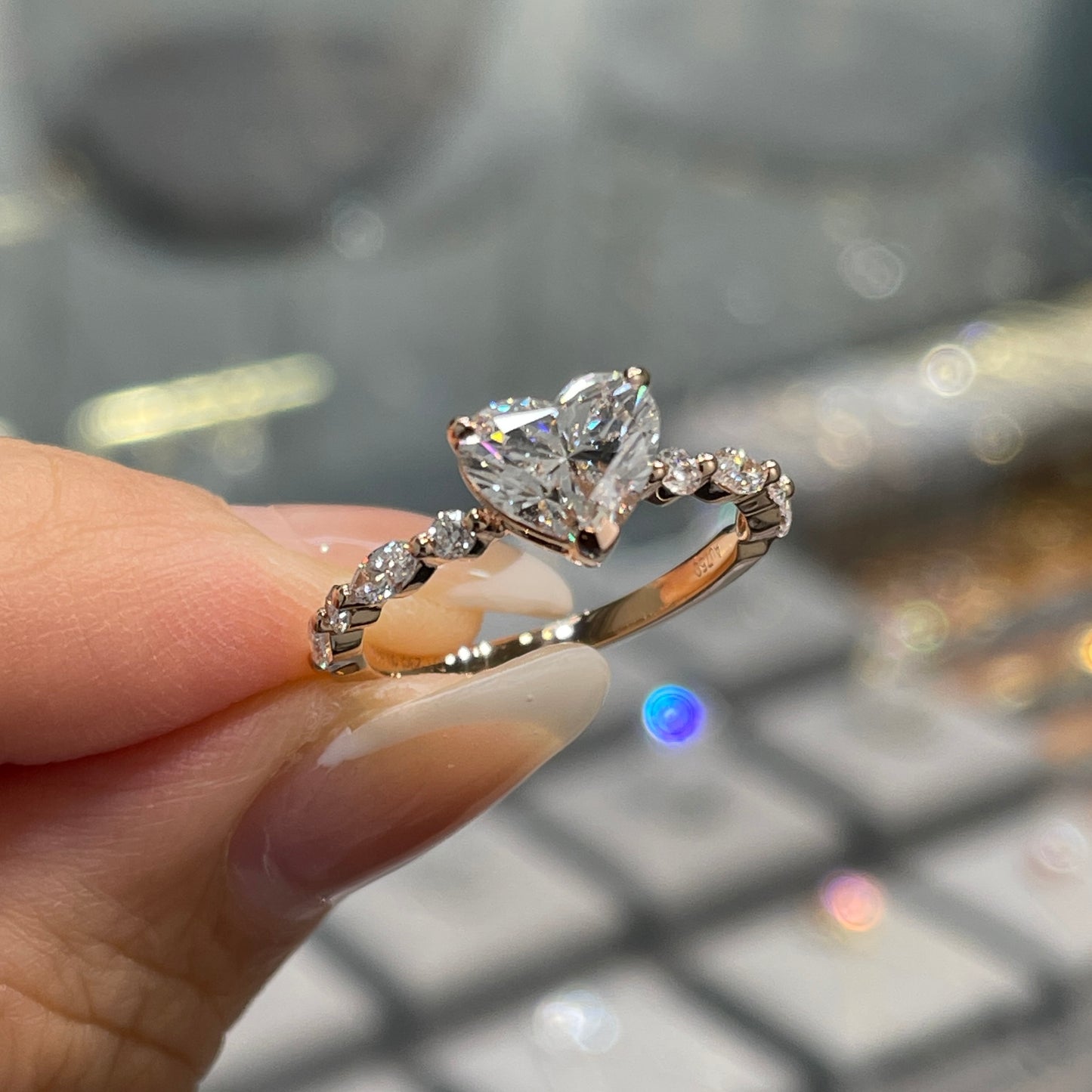 IGI Lab diamond heart 1.2ct marquise and round mix pave ring