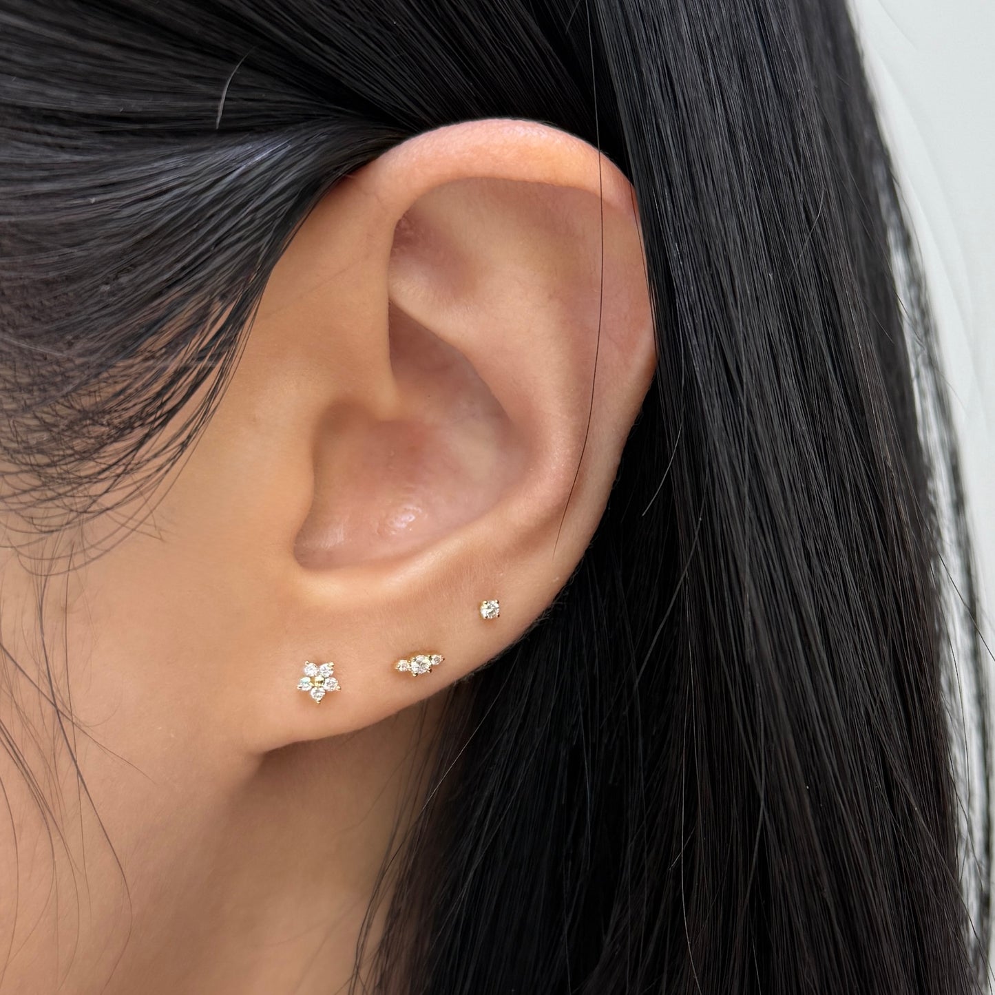 Lab diamond Round five-leaf baby flower stud earring - each