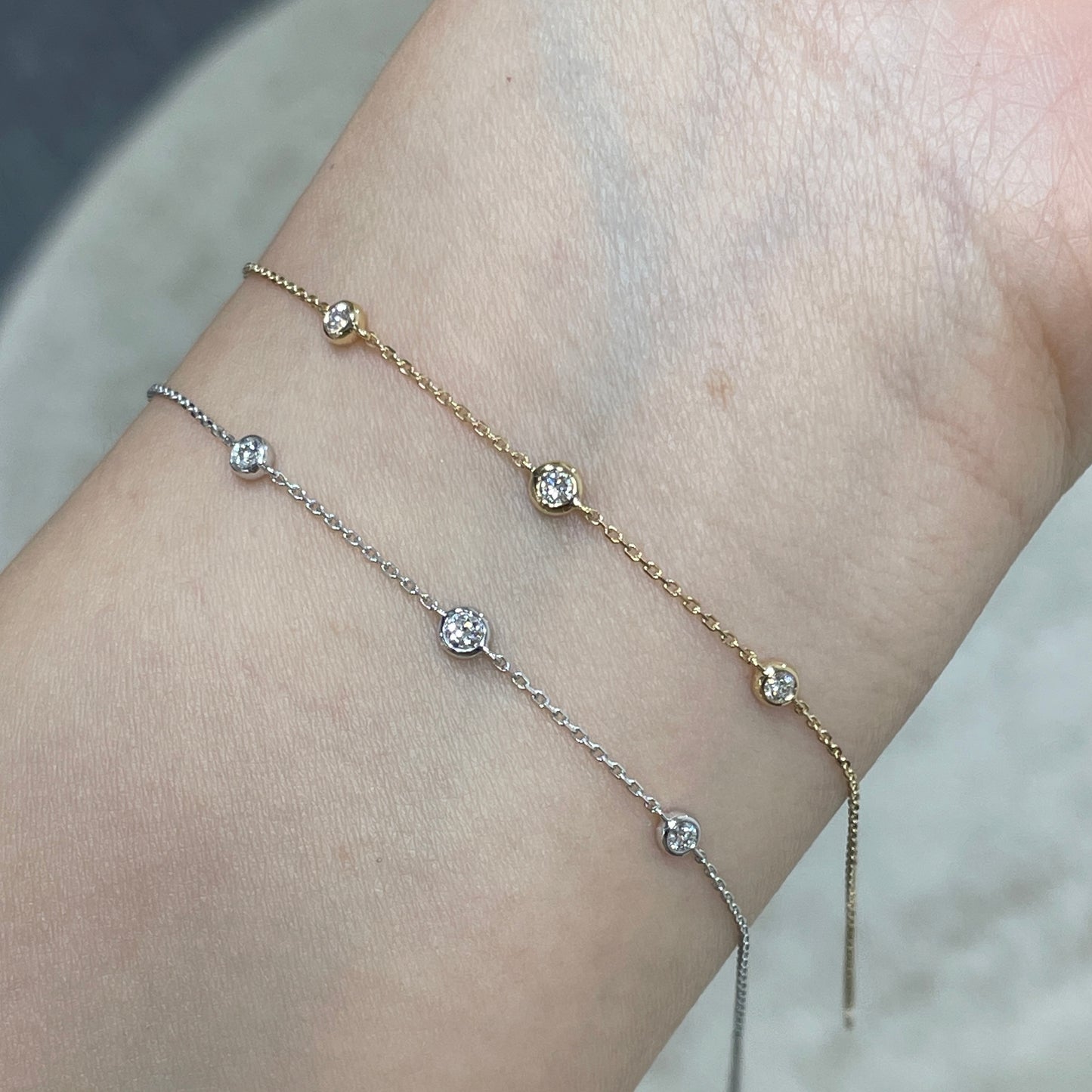 Lab diamond Round 0.08ct three bean bezel bracelet
