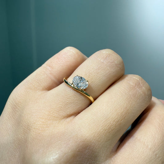 Lab diamond oval shape 0.7ct wave ring
