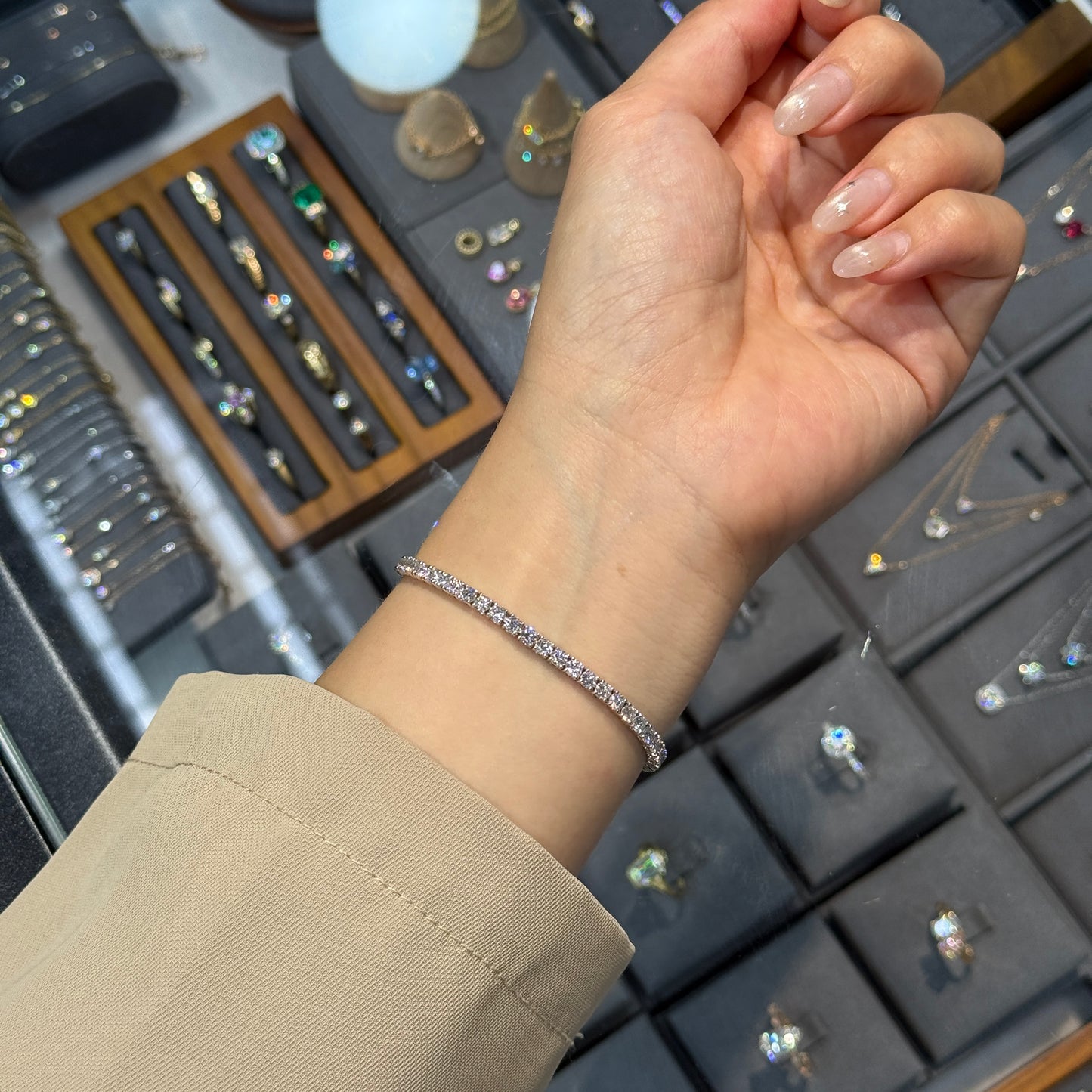 Lab diamond round 6.8ct classic four-prong tennis bracelet