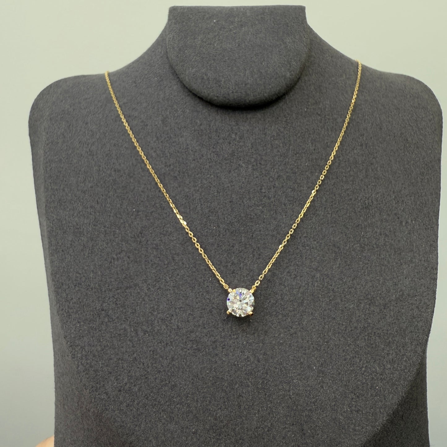 Lab diamond round 1ct classic four-prong necklace
