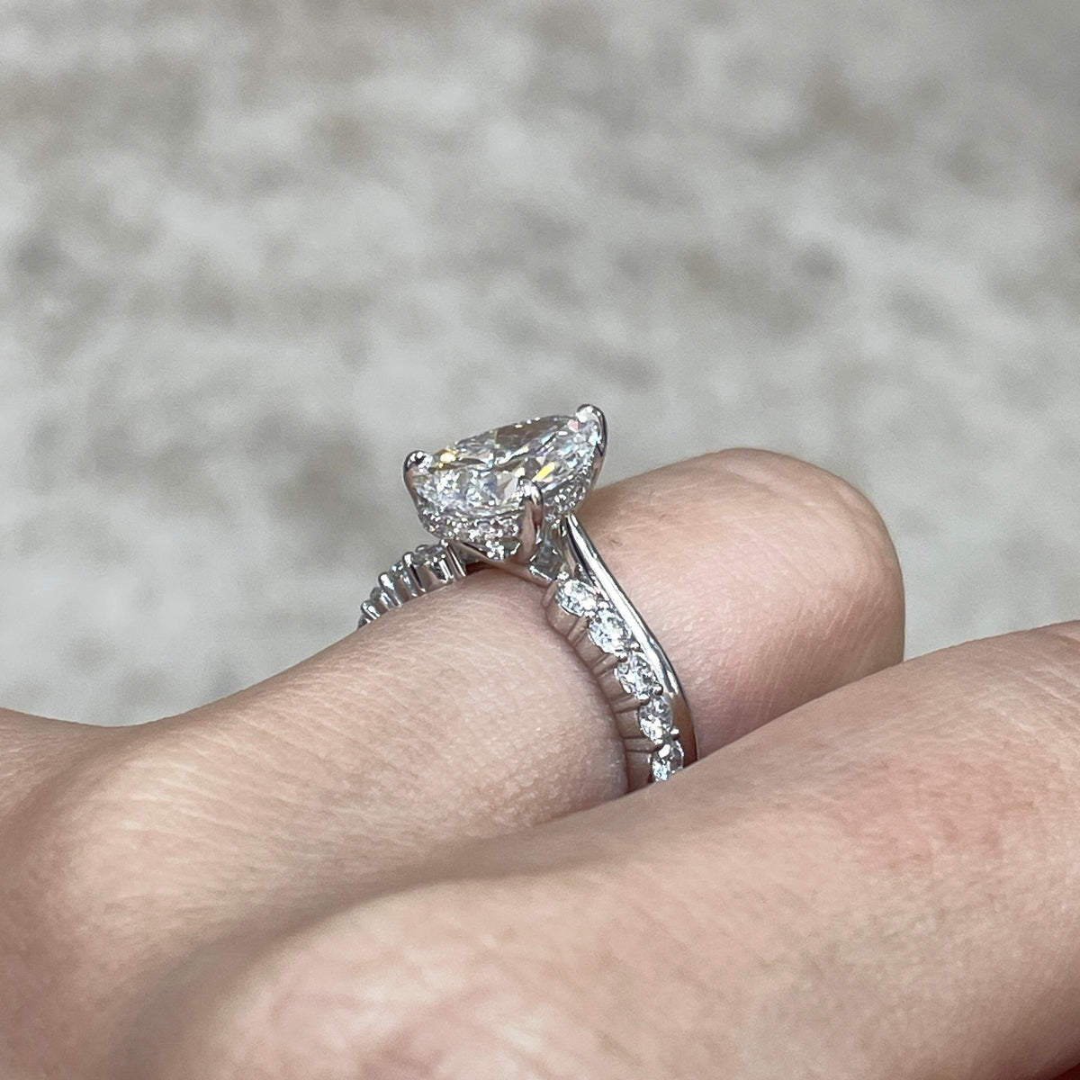 Lab diamond round 0.4ct stackable open ring