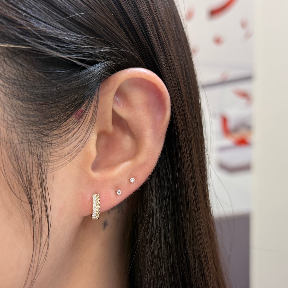 9k Lab diamond round 0.16ct milgrain dewdrop and vertical line half half 8mm hoop earring - each
