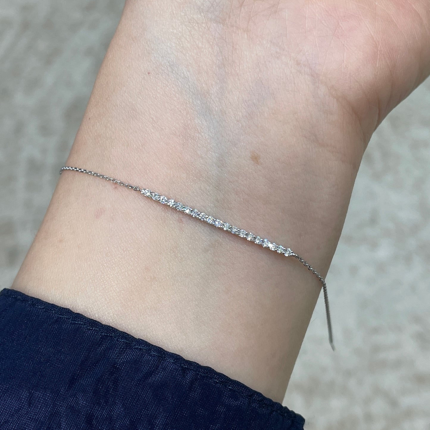 Lab diamond round 0.15ct diamond bar bracelet