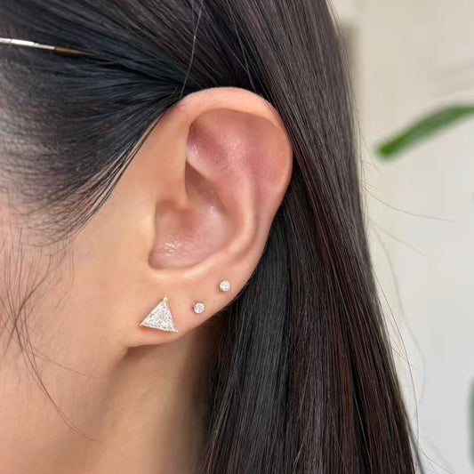 IGI Lab diamond Triangle cut 2ct stud earrings-pair