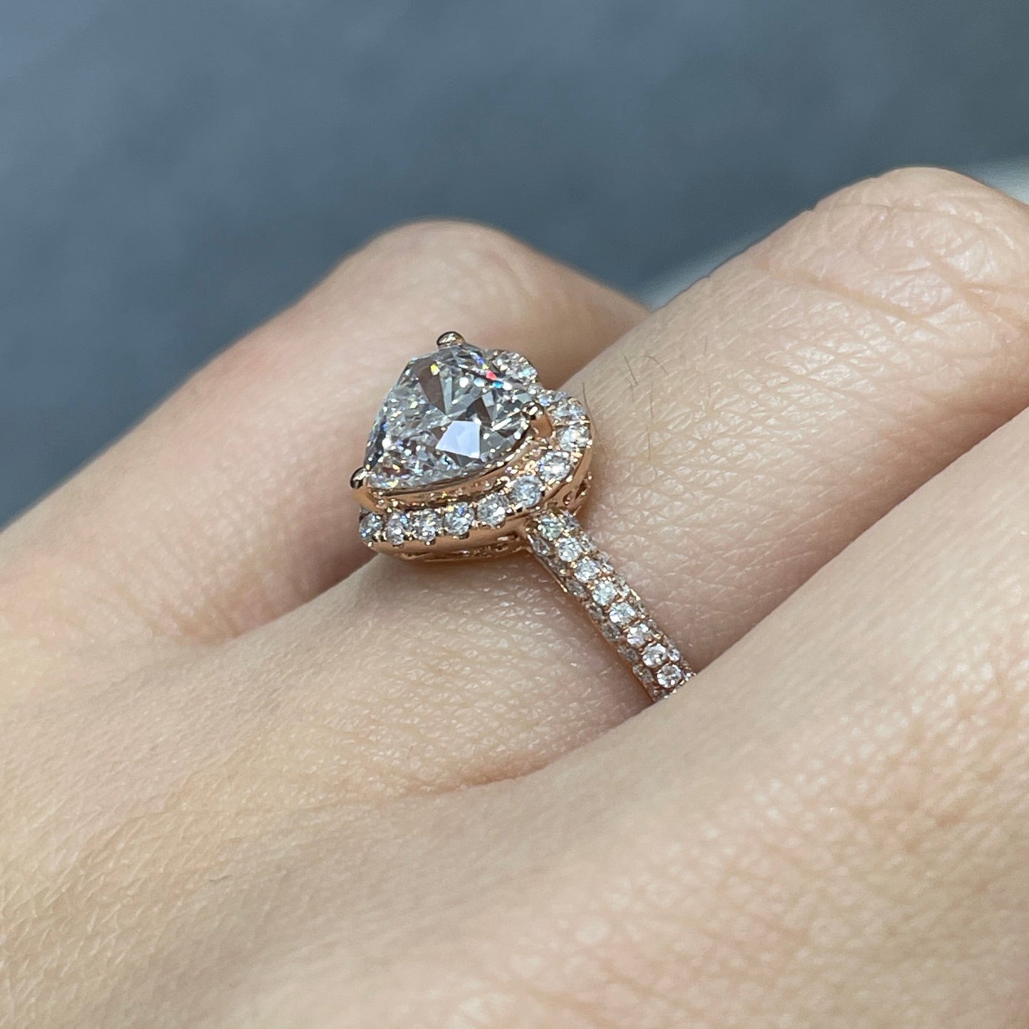 IGI lab diamond heart shape 1.8ct halo three-row pave ring