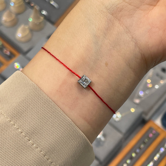 Lab diamond princess cut 0.5ct bezel red-line bracelet