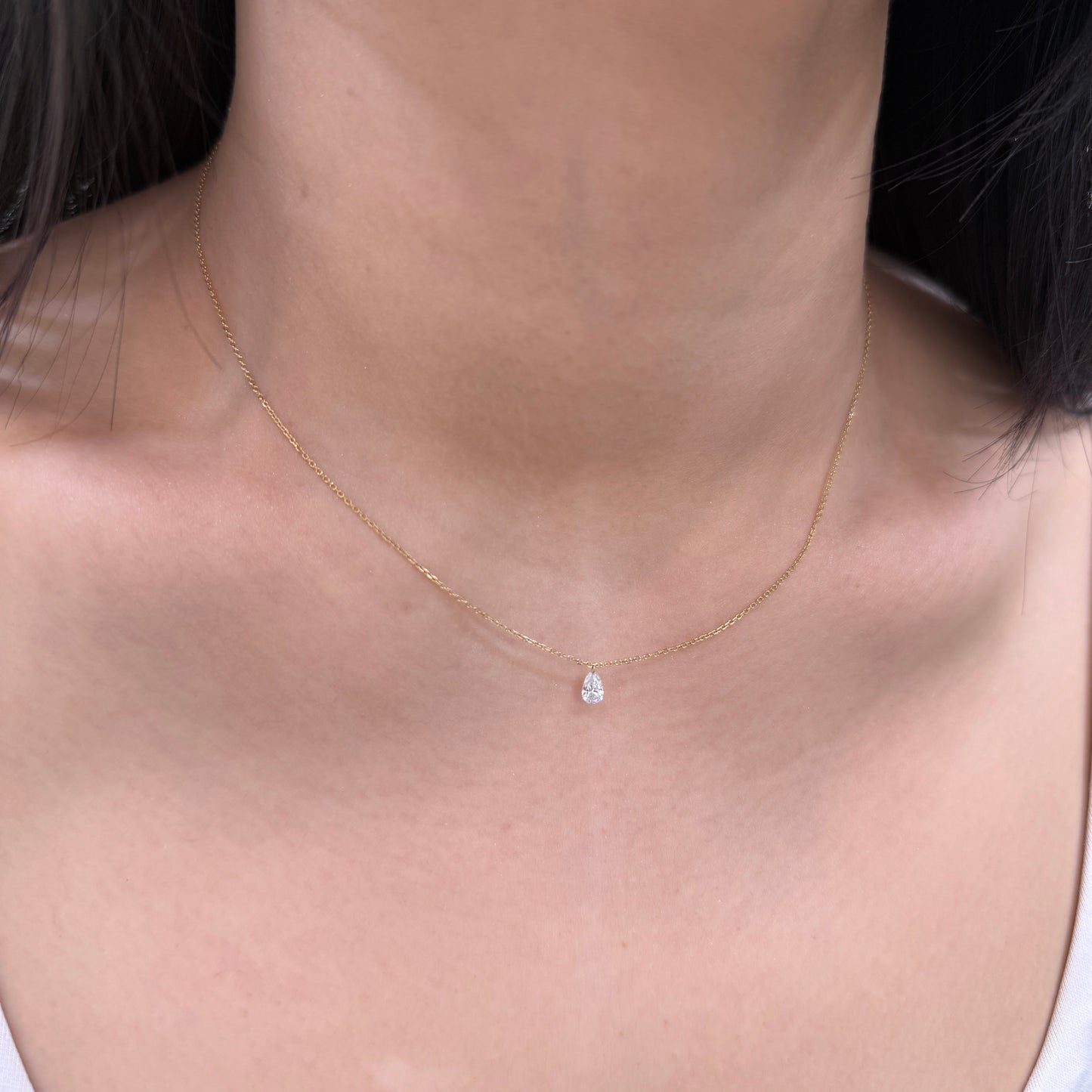 Lab diamond Pear shape 0.2ct floating necklace