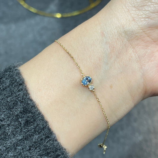 Lab sapphire Santa Maria Oval 0.5ct with lab diamond d round 0.1ct bracelet