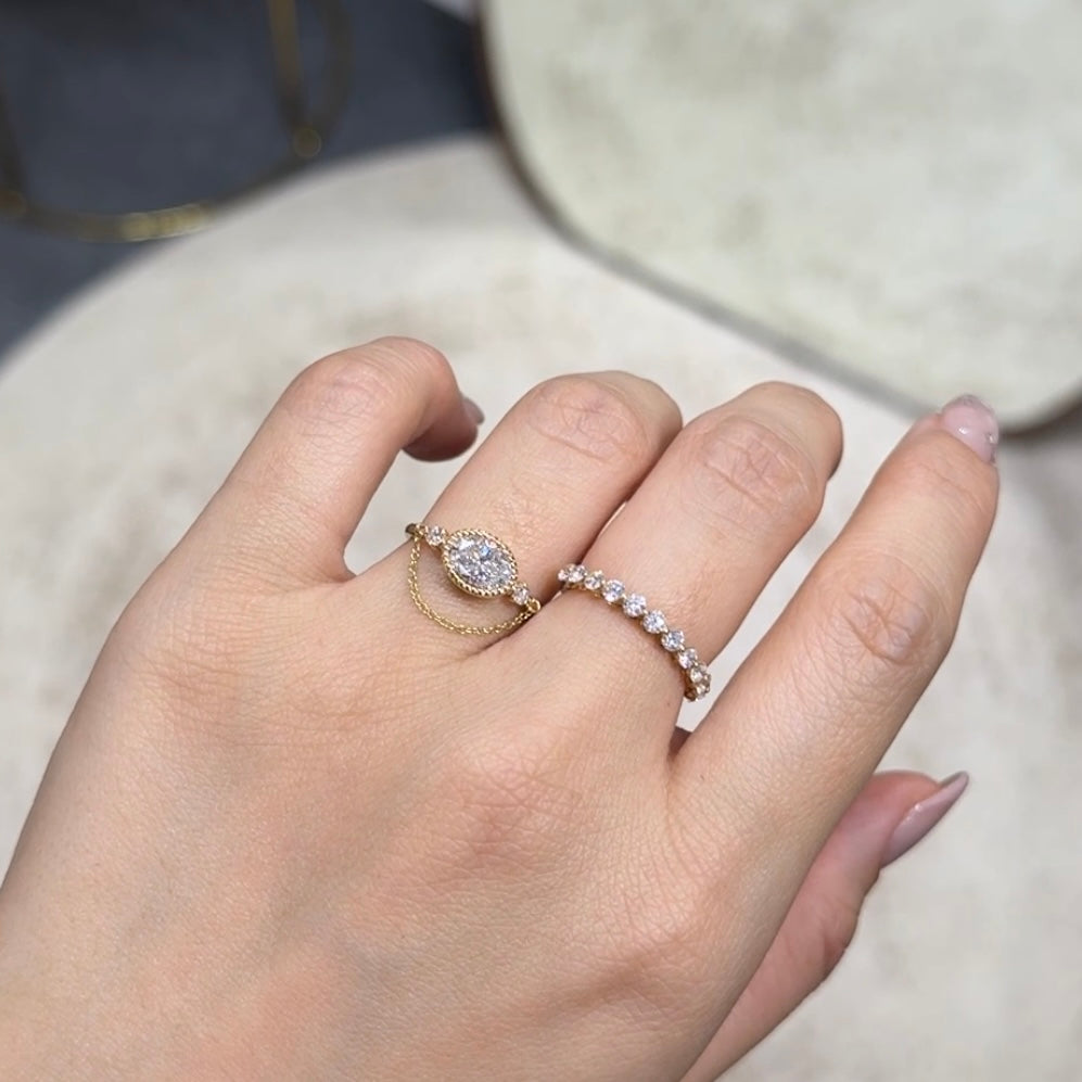 Lab Diamond oval shape 1.08ct milgrain bezel chain ring