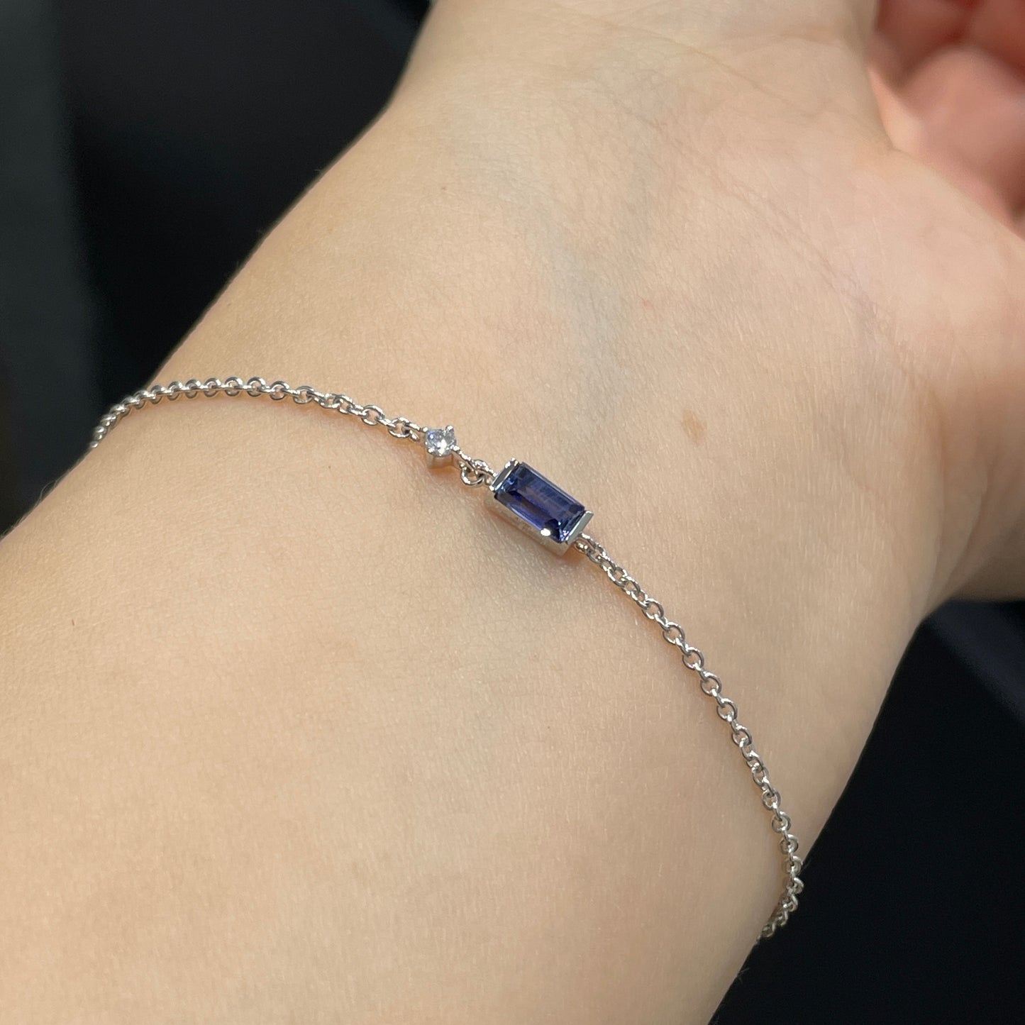 Lab sapphire royal blue color baguette cut 0.35ct with little diamond thinker chain bracelet