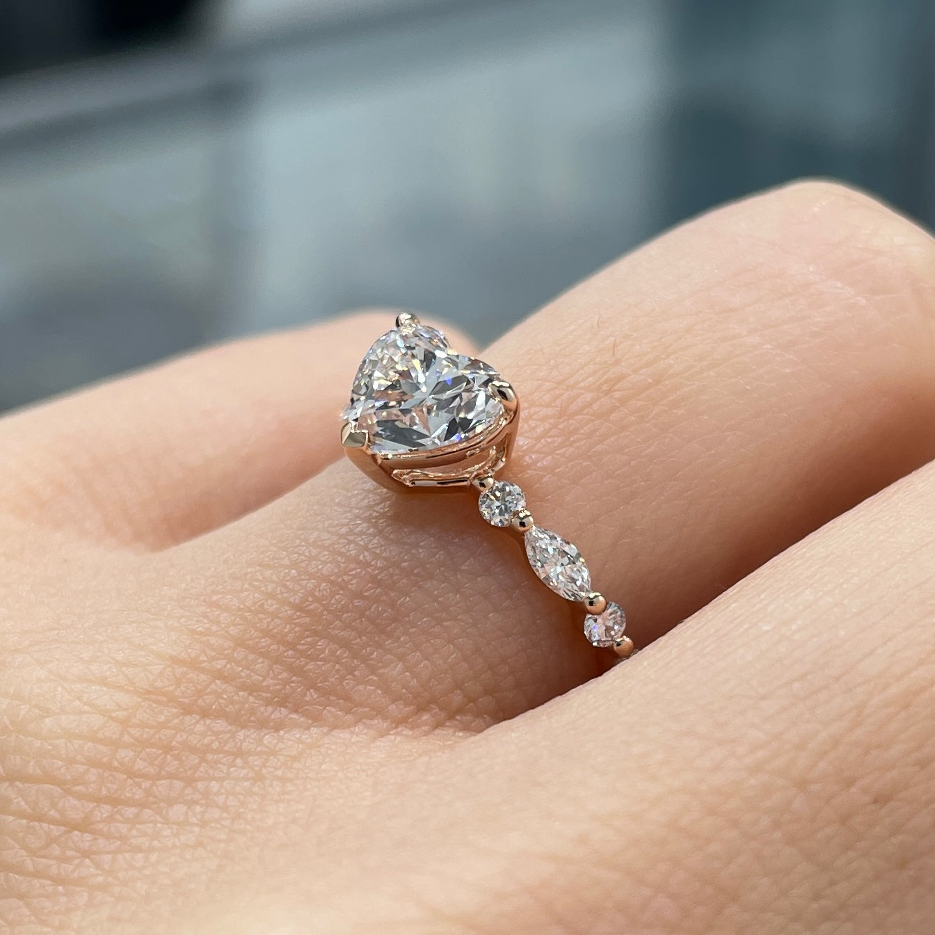 IGI Lab diamond heart 1.2ct marquise and round mix pave ring