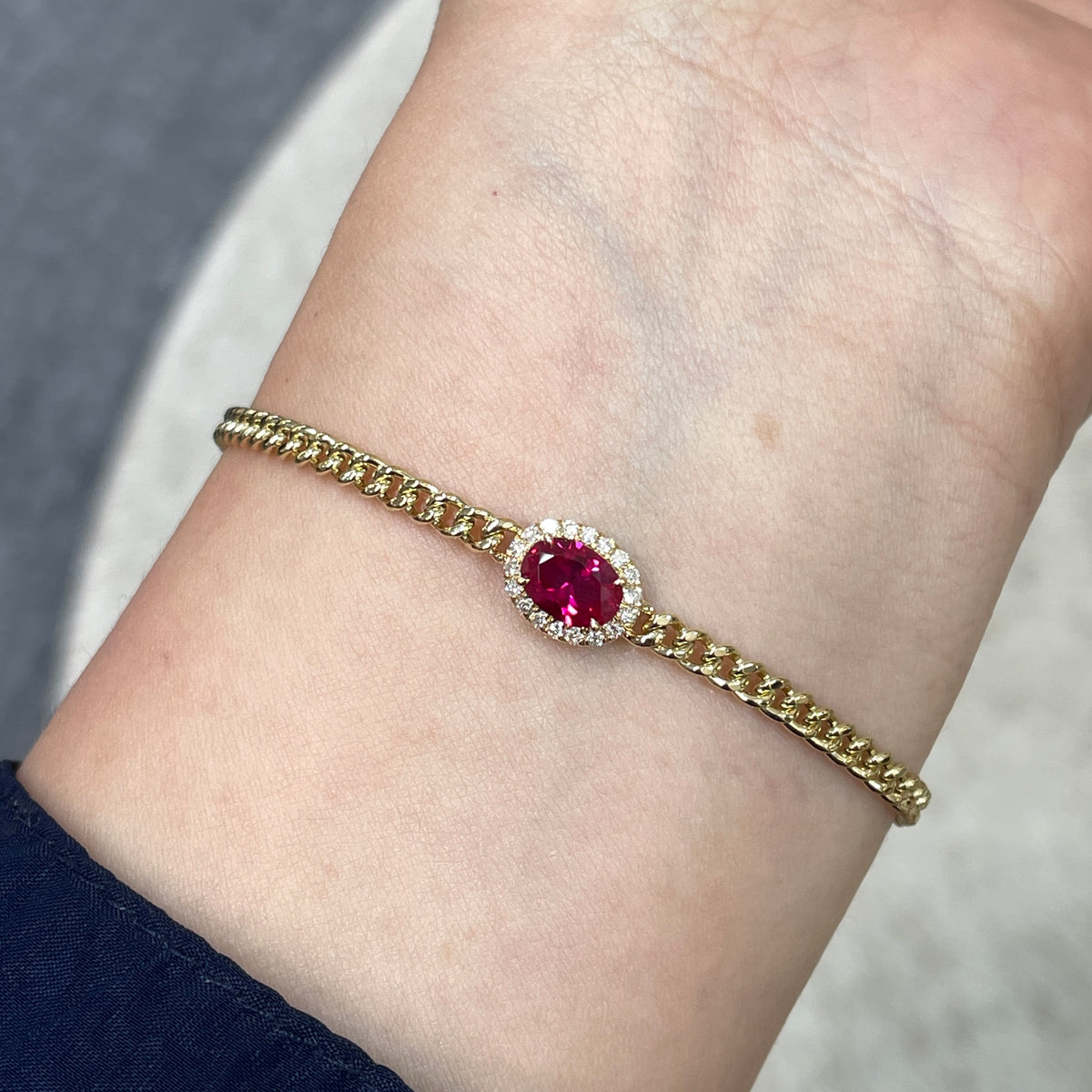 Lab pinkish ruby oval shape 0.8ct halo 3.1mm Cuban necklace