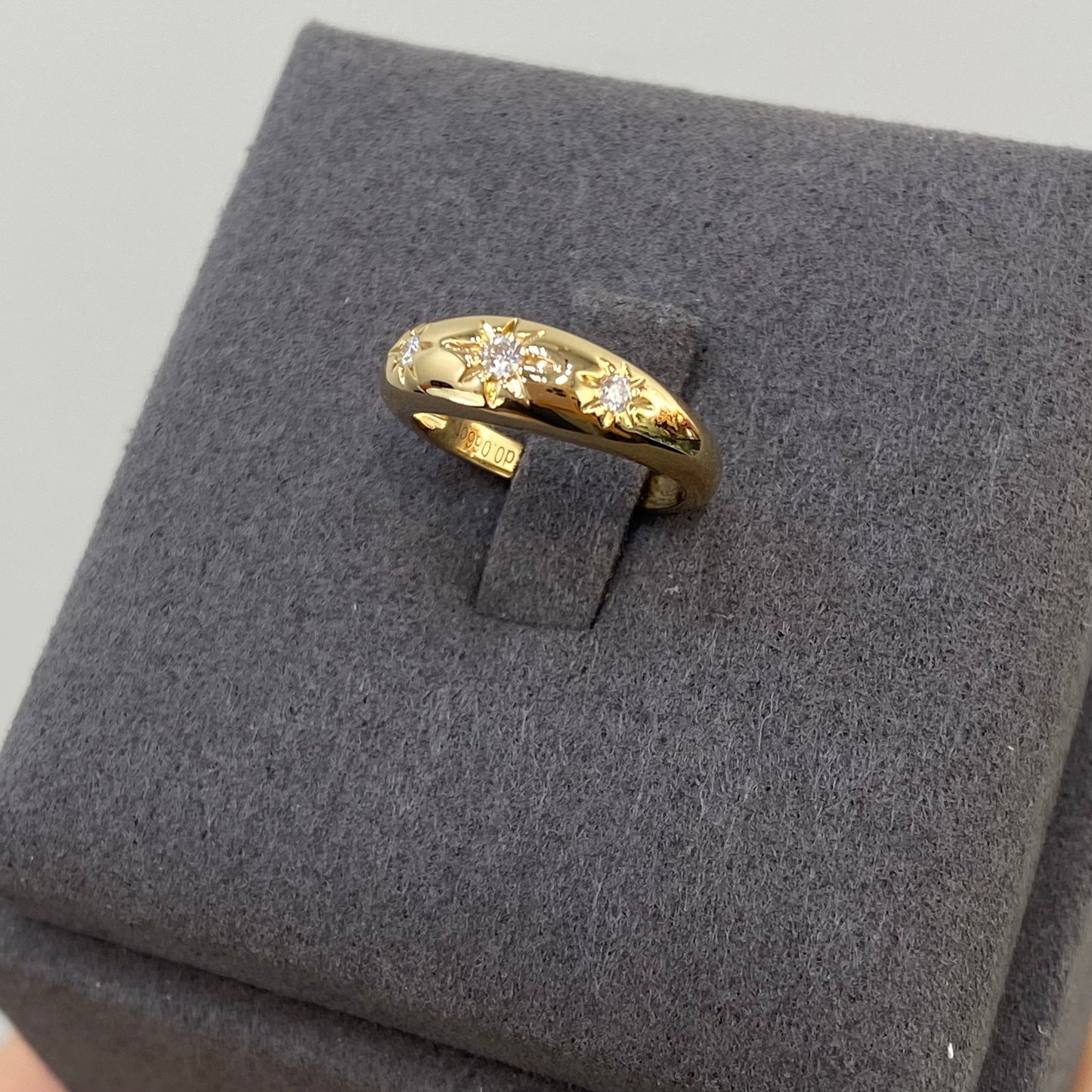 Lab diamonds round trio star dome pinky ring