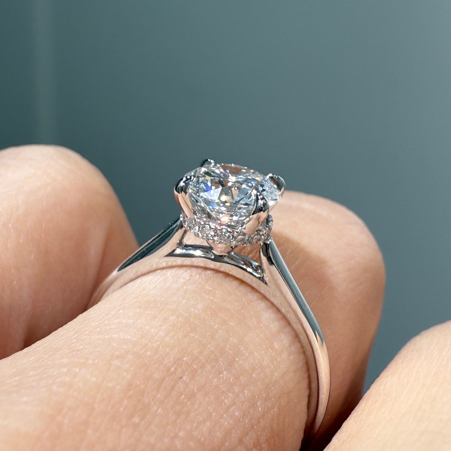 IGI lab diamond 1ct round underhalo ring