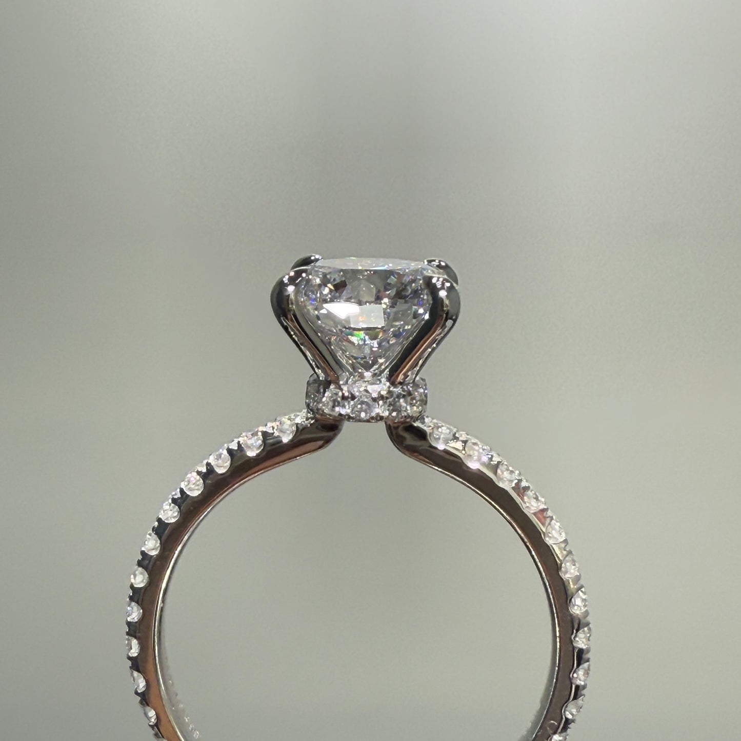 IGI lab dimaind Round 1.5ct four-prong underhalo pave ring