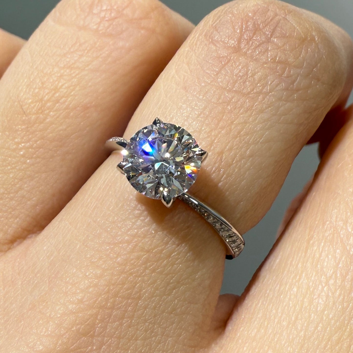 IGI lab diamond 1.5ct round twist pave ring