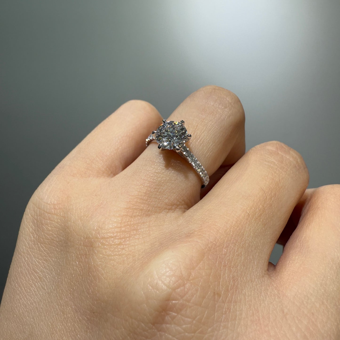 IGI lab diamond round 1.3ct six-prong pave ring