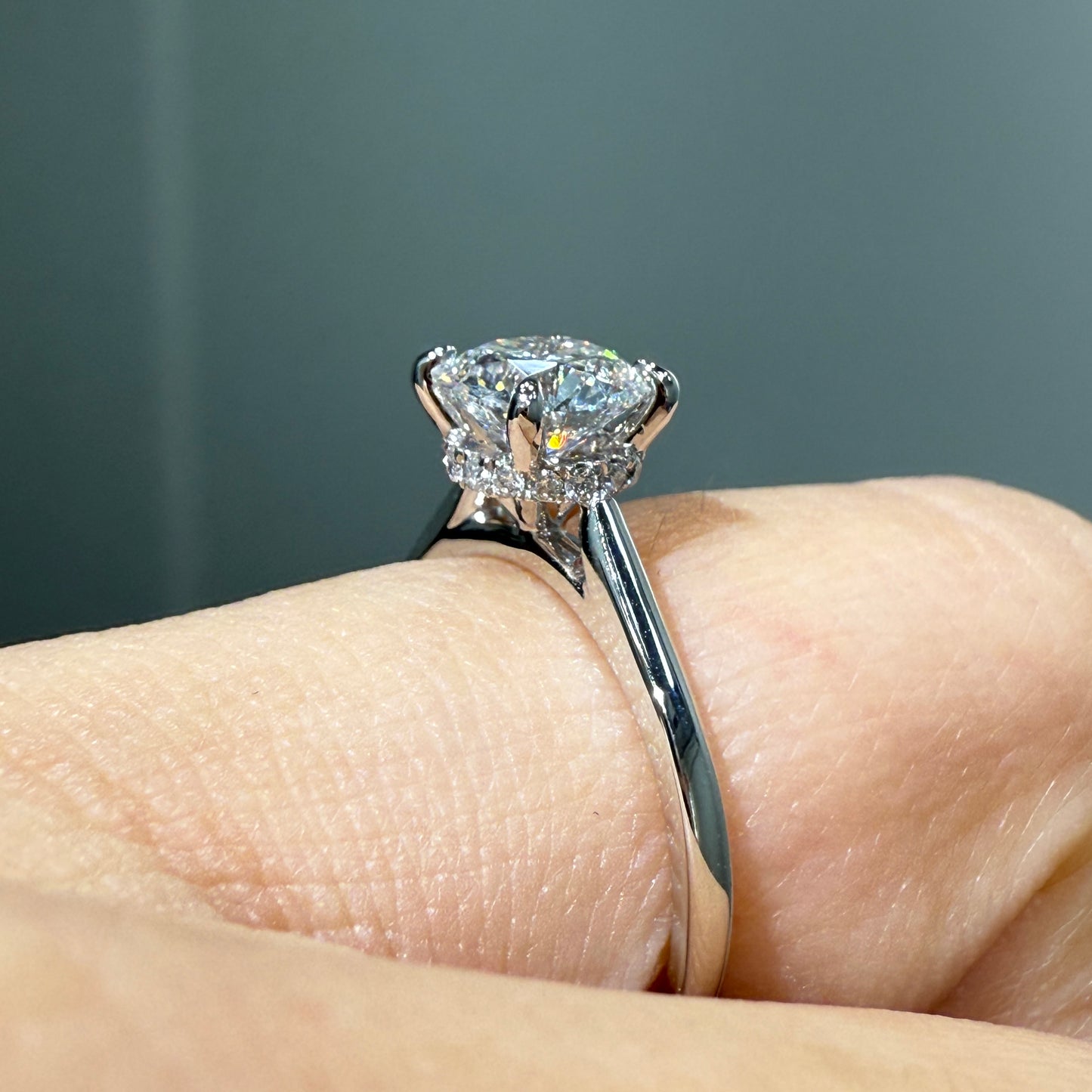 IGI lab diamond 1ct round underhalo ring