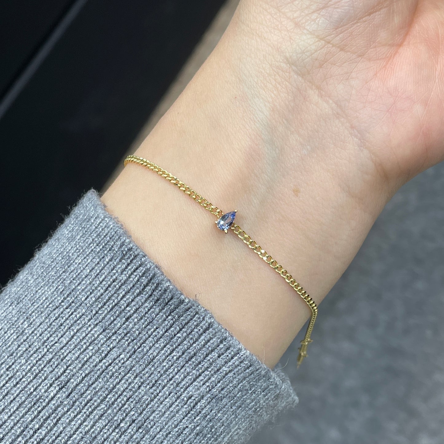 Lab sapphire Pear shape 0.25ct 1.8mm cuban bracelet