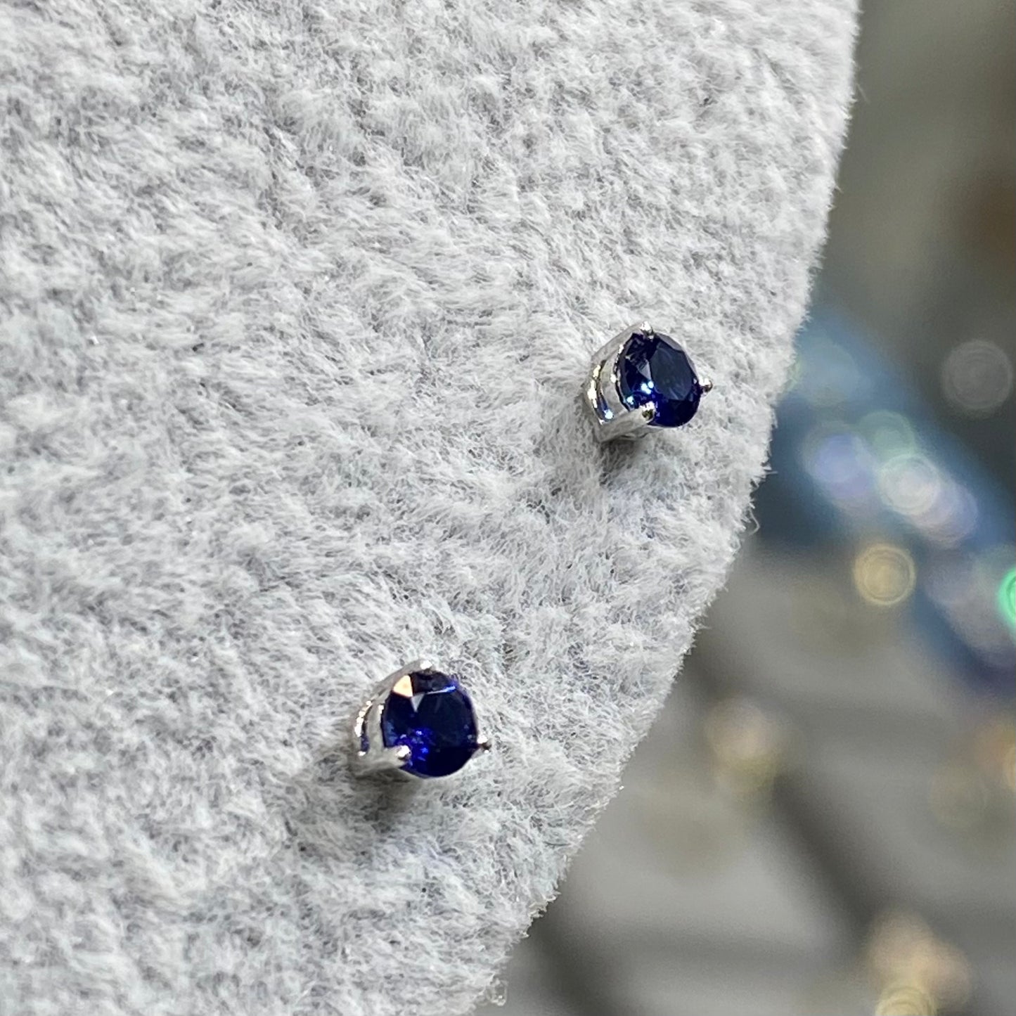 Lab grown sapphire royal blue round 0.3ct stud earrings-pair