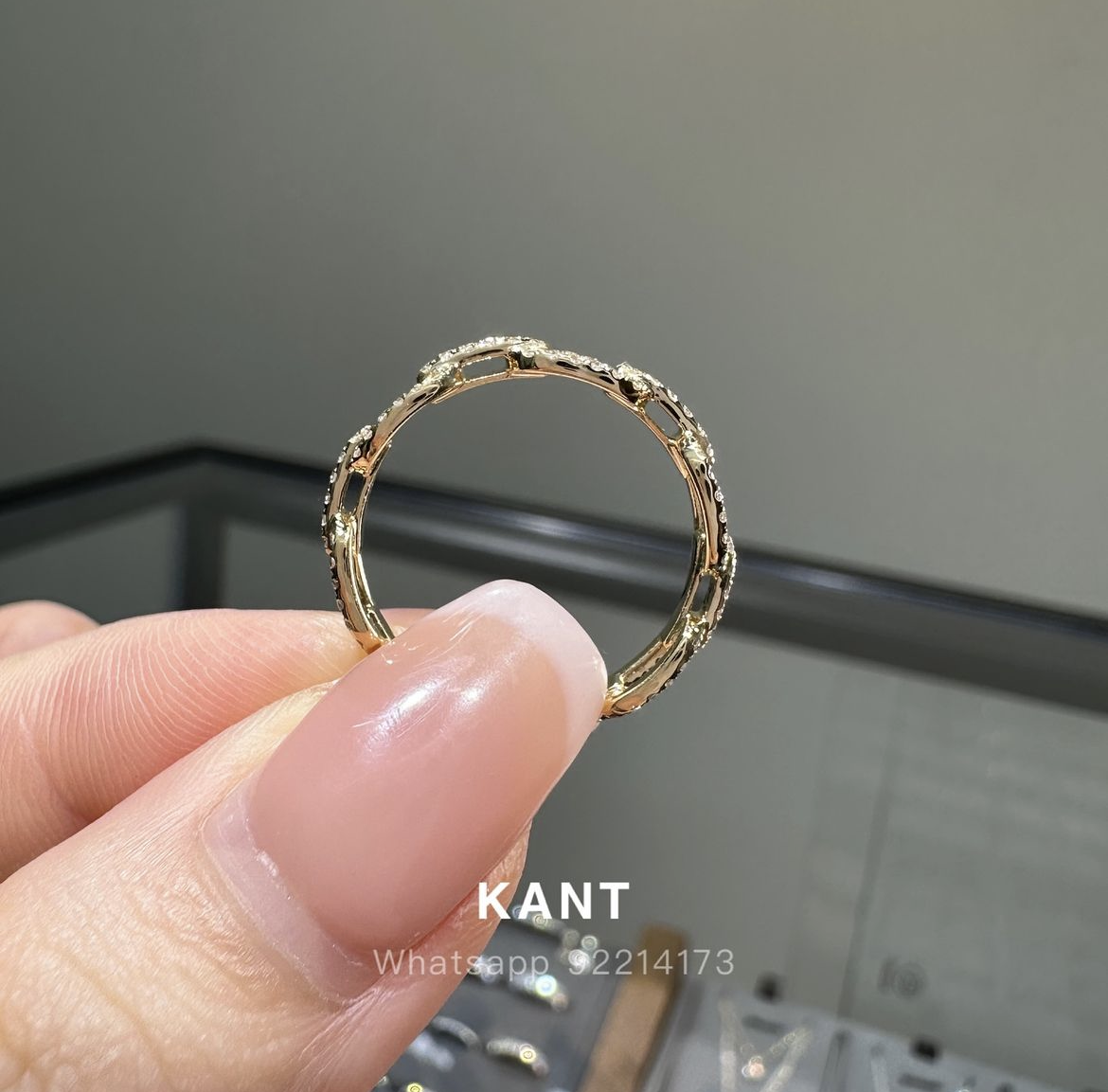 Lab diamond round 0.3ct chain link ring