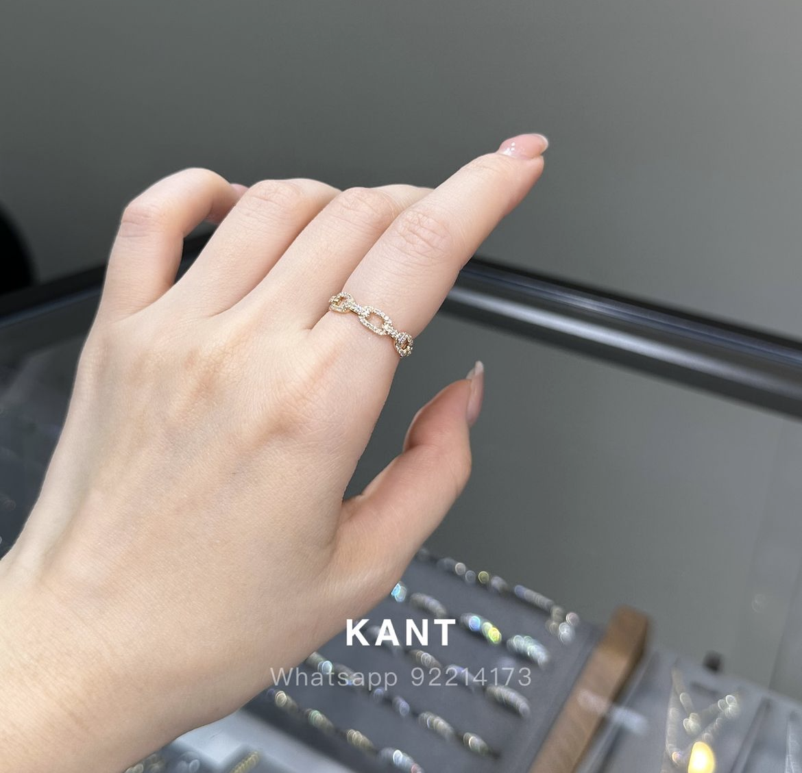 Lab diamond round 0.3ct chain link ring