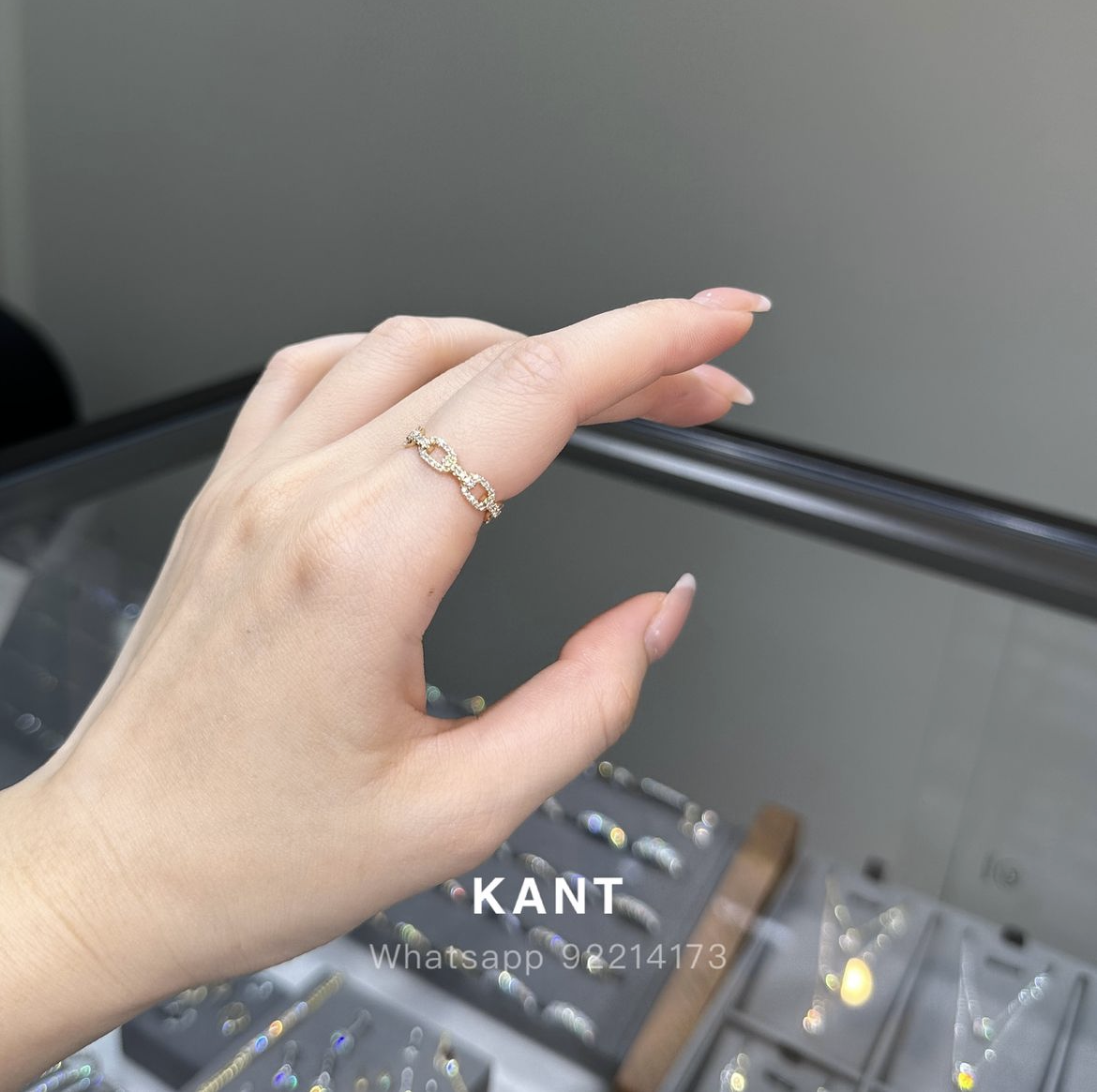 Lab diamond round 0.3ct chain link ring