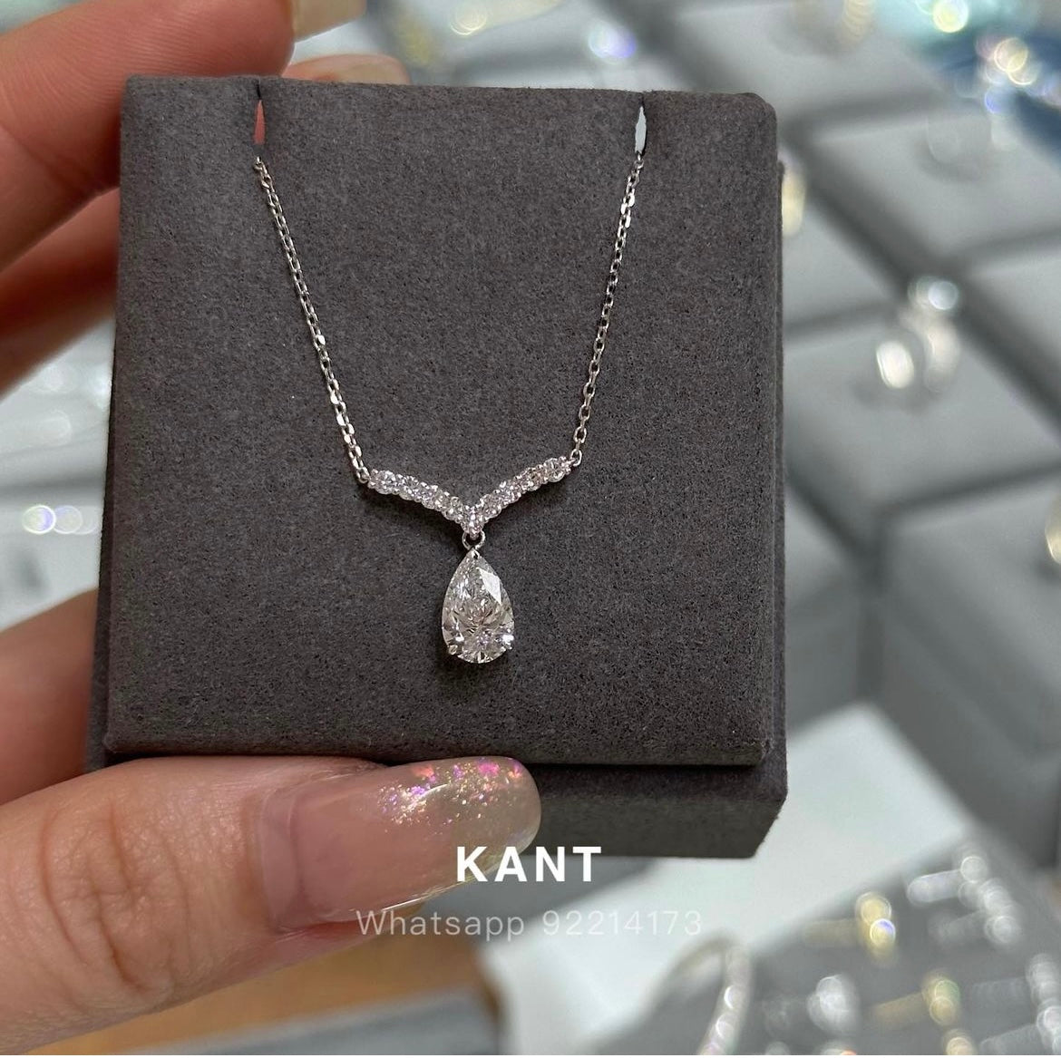Lab diamond pear shape  0.8ct V shape diamond bar necklace