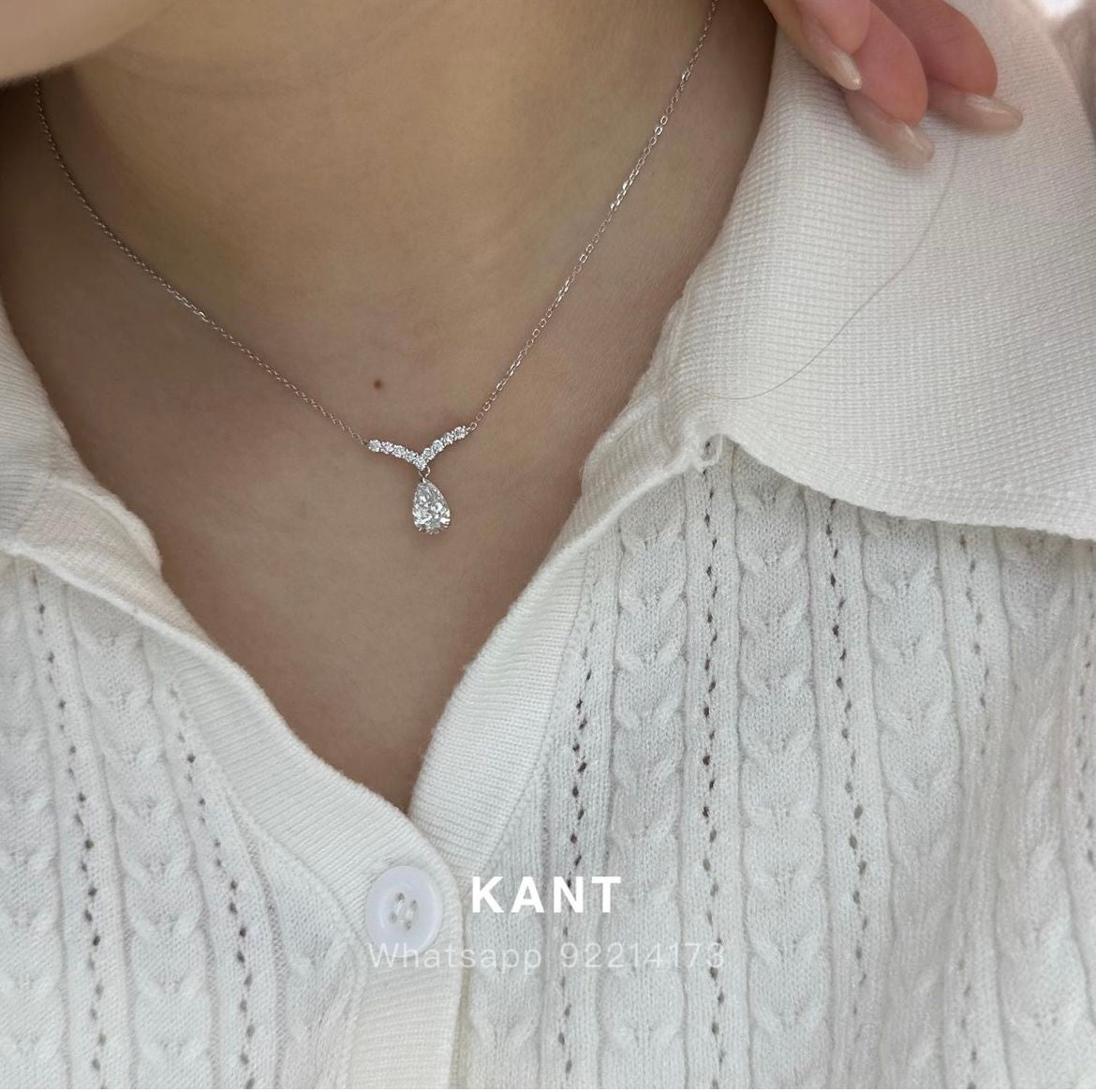 Lab diamond pear shape  0.8ct V shape diamond bar necklace